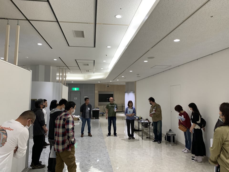 ILCE搬入風景　レザークラフト　公募展