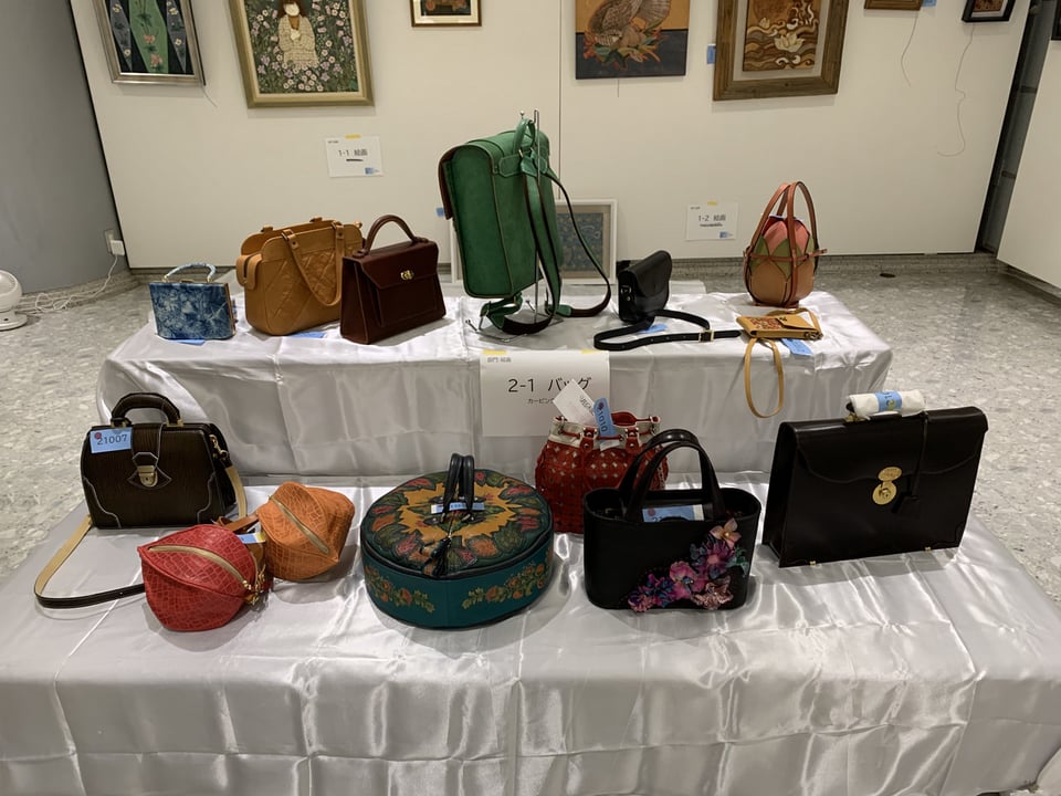 ILCE審査準備　レザークラフト　公募展